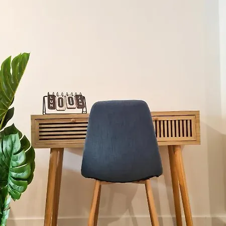 Apartment T2 Cosy, Proche De ! *